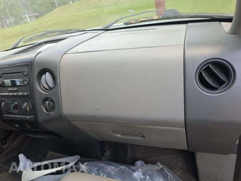 2006 Ford F-150 XL Regular Cab Medium Bed – miniatura 17