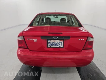 2006 Ford Focus ZX4 SE Sedan - miniatura 5