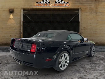 2006 Ford Mustang GT Convertible - miniatura 11