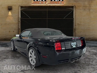 2006 Ford Mustang GT Convertible - miniatura 7