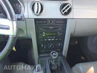2006 Ford Mustang GT Deluxe Coupe - miniatura 5
