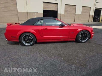 2006 Ford Mustang GT Premium Convertible - miniatura 4