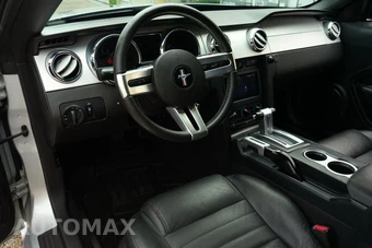 2006 Ford Mustang GT Premium Coupe - miniatura 2