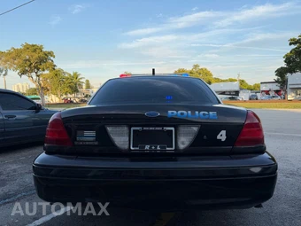 2006 Ford Police Interceptor 3.27 Axle - miniatura 8