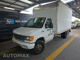 2006 Ford Super Duty E-350 Cutaway DRW 176.0" WB