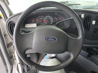 2006 Ford Super Duty E-350 Cutaway DRW 176.0" WB – miniatura 10