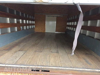 2006 Ford Super Duty E-350 Cutaway DRW 176.0" WB – miniatura 16