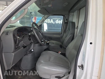 2006 Ford Super Duty E-350 Cutaway DRW 176.0" WB – miniatura 7