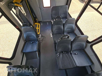 2006 Ford Super Duty E-350 Cutaway DRW - miniatura 15