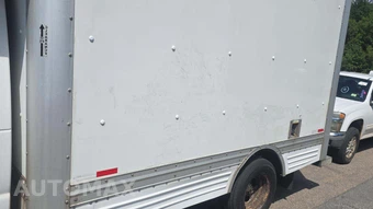 2006 Ford Super Duty E-450 Cutaway DRW – miniatura 36