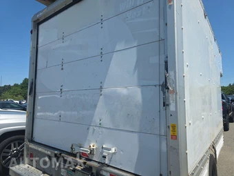 2006 Ford Super Duty E-450 Cutaway DRW – miniatura 4