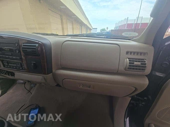 2006 Ford Super Duty F-250 Lariat Crew Cab Medium Bed - miniatura 16