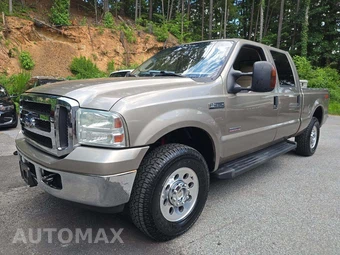2006 Ford Super Duty F-250 XL Crew Cab Medium Bed