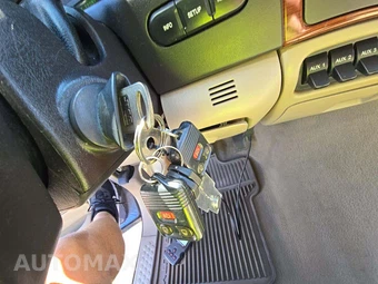 2006 Ford Super Duty F-250 XL Crew Cab Medium Bed - miniatura 8