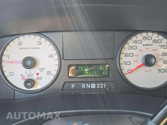 2006 Ford Super Duty F-250 XL Crew Cab Medium Bed - miniatura 9