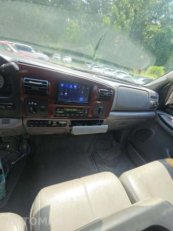 2006 Ford Super Duty F-250 XL Crew Cab Medium Bed - miniatura 10