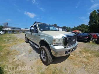 2006 Ford Super Duty F-250 XL Crew Cab Medium Bed - miniatura 4