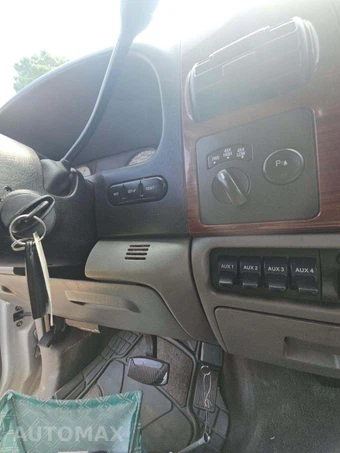 2006 Ford Super Duty F-250 XL Crew Cab Medium Bed - miniatura 8