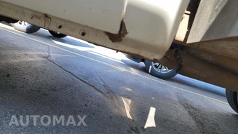 2006 Ford Super Duty F-350 Cab Chassis XL Extended Cab w/Rear Doors DRW - miniatura 25
