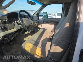 2006 Ford Super Duty F-350 Cab Chassis XL Extended Cab w/Rear Doors DRW - miniatura 7