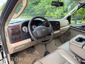 2006 Ford Super Duty F-350 Lariat Crew Cab Long Bed DRW - miniatura 10