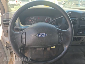 2006 Ford Super Duty F-350 XL Crew Cab Long Bed - miniatura 10