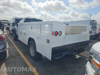 2006 Ford Super Duty F-450 Cab Chassis XL Regular Cab DRW - miniatura 6