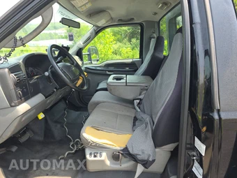 2006 Ford Super Duty F-450 Cab Chassis XLT Regular Cab DRW - miniatura 3