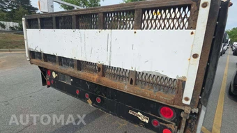 2006 Ford Super Duty F-450 Cab Chassis XLT Regular Cab DRW - miniatura 7
