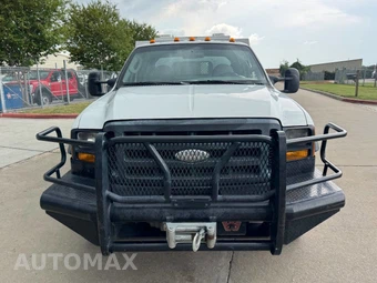 2006 Ford Super Duty F-550 Cab Chassis XL Crew Cab DRW - miniatura 12