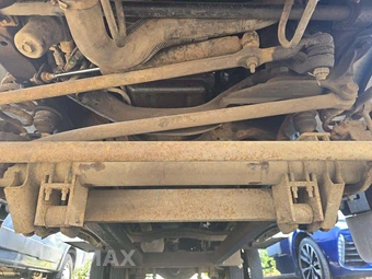 2006 Ford Super Duty F-550 Cab Chassis XL Regular Cab DRW - miniatura 17