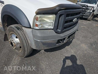2006 Ford Super Duty F-550 Cab Chassis XL Regular Cab DRW - miniatura 21