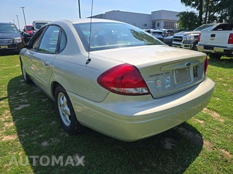 2006 Ford Taurus SE – miniatura 2