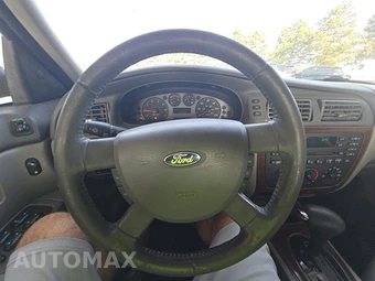 2006 Ford Taurus SEL – miniatura 10