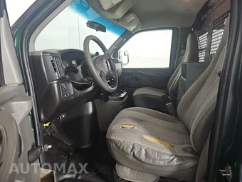 2006 GMC Savana 2500 Cargo Van 1WT 135.0" WB - miniatura 7