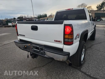 2006 GMC Sierra 2500HD SL Extended Cab Medium Bed 2SA w/Rear Doors - miniatura 11