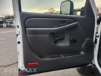 2006 GMC Sierra 2500HD SL Extended Cab Medium Bed 2SA w/Rear Doors - miniatura 37