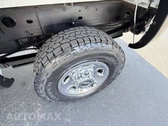 2006 GMC Sierra 2500HD WT Extended Cab Medium Bed 1SA w/Rear Doors - miniatura 10
