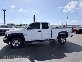 2006 GMC Sierra 2500HD WT Extended Cab Medium Bed 1SA w/Rear Doors - miniatura 9