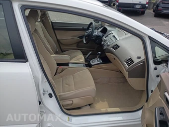 2006 Honda Civic Hybrid Sedan - miniatura 17