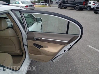 2006 Honda Civic Hybrid Sedan - miniatura 18