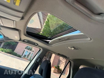 2006 Honda CR-V EX - miniatura 40