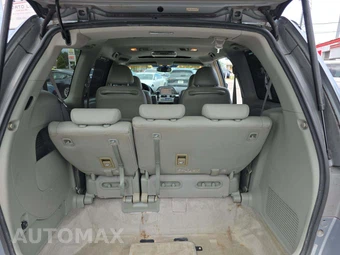 2006 Honda Odyssey Touring w/Navigation & RES 118.1" WB – miniatura 15