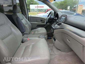 2006 Honda Odyssey Touring w/Navigation & RES 118.1" WB – miniatura 19