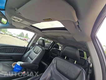2006 Honda Odyssey Touring w/Navigation & RES 118.1" WB - miniatura 11
