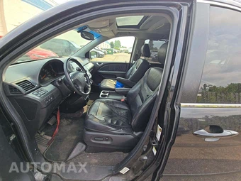 2006 Honda Odyssey Touring w/Navigation & RES 118.1" WB - miniatura 6