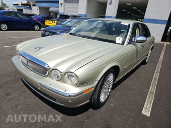 2006 Jaguar XJ8L Vanden Plas
