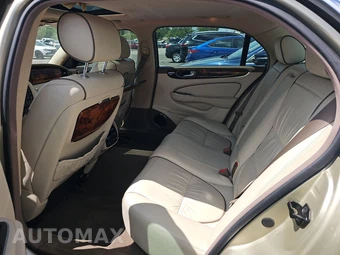 2006 Jaguar XJ8L Vanden Plas – miniatura 13
