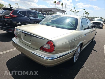 2006 Jaguar XJ8L Vanden Plas – miniatura 4