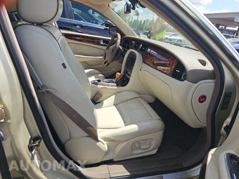 2006 Jaguar XJ8L Vanden Plas – miniatura 8